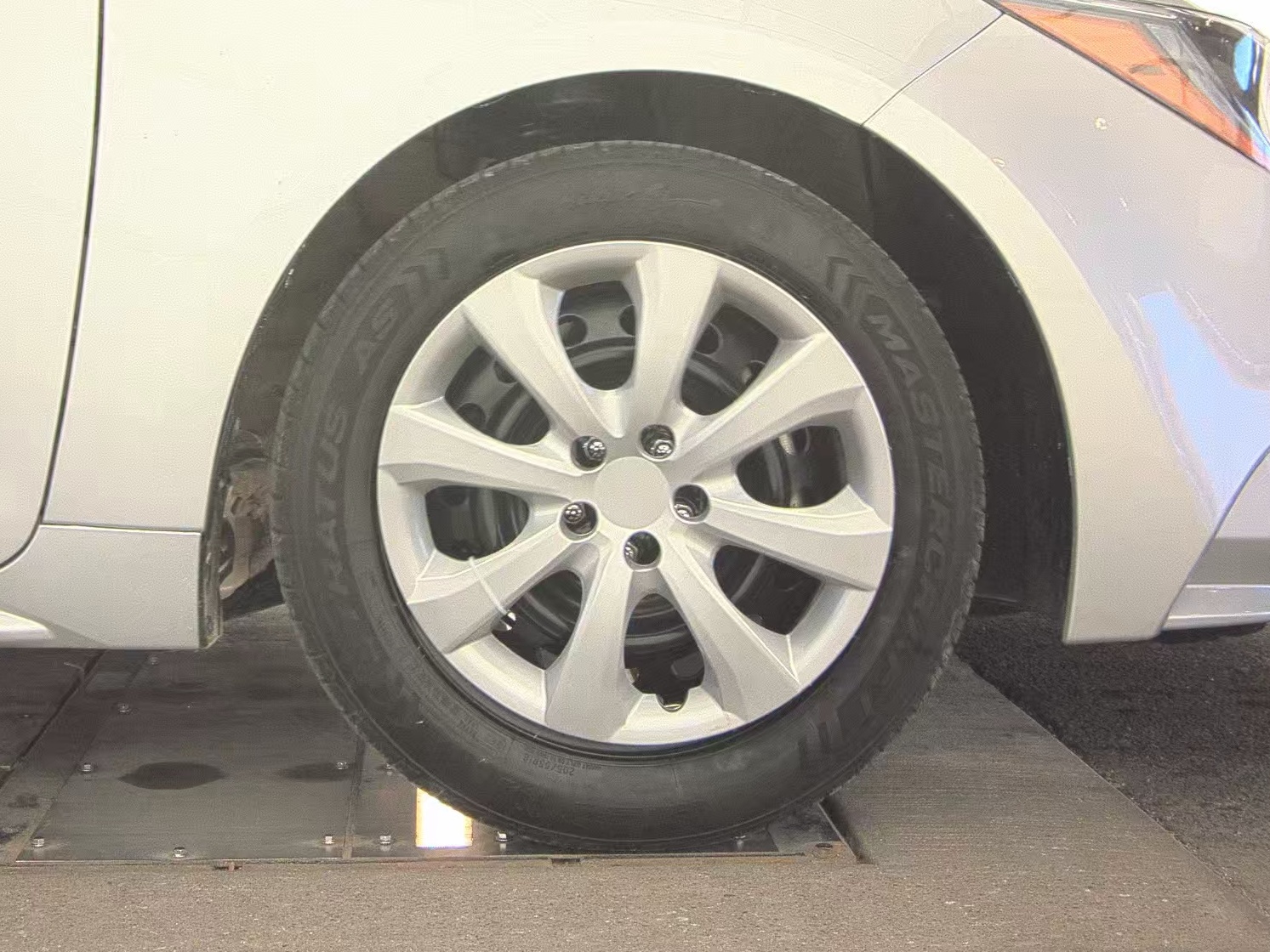 2024 Toyota Corolla LE FWD