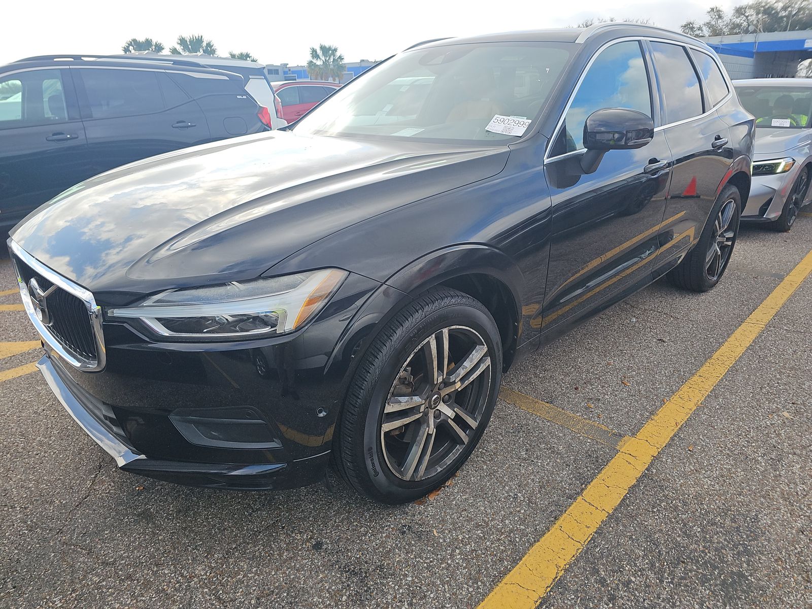 2018 Volvo XC60 T6 Momentum AWD