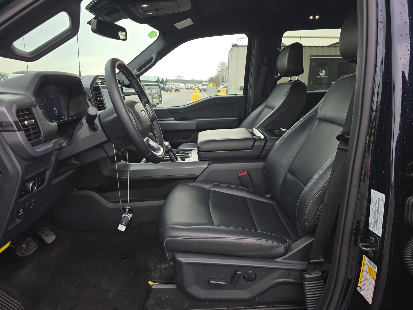 2025 Ford F-150 Hybrid XLT AWD