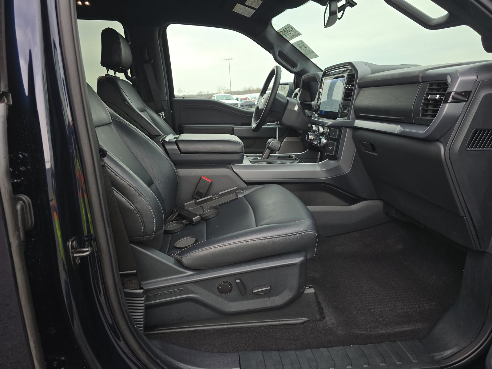 2025 Ford F-150 Hybrid XLT AWD