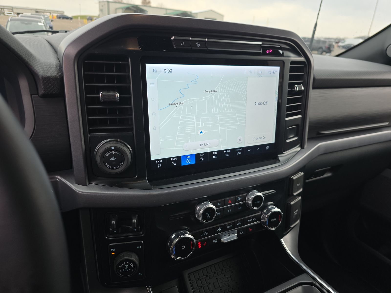 2025 Ford F-150 Hybrid XLT AWD