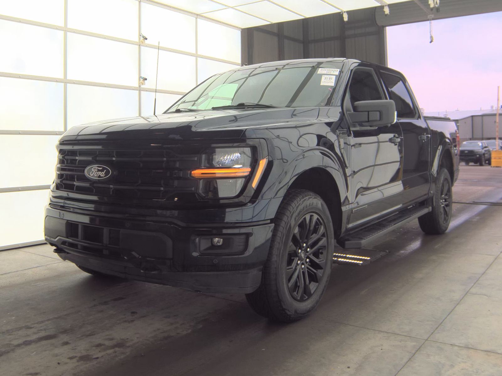 2025 Ford F-150 Hybrid XLT AWD