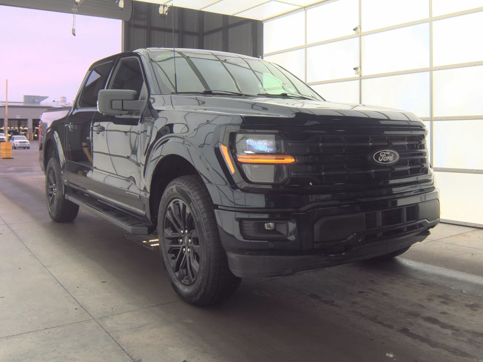 2025 Ford F-150 Hybrid XLT AWD
