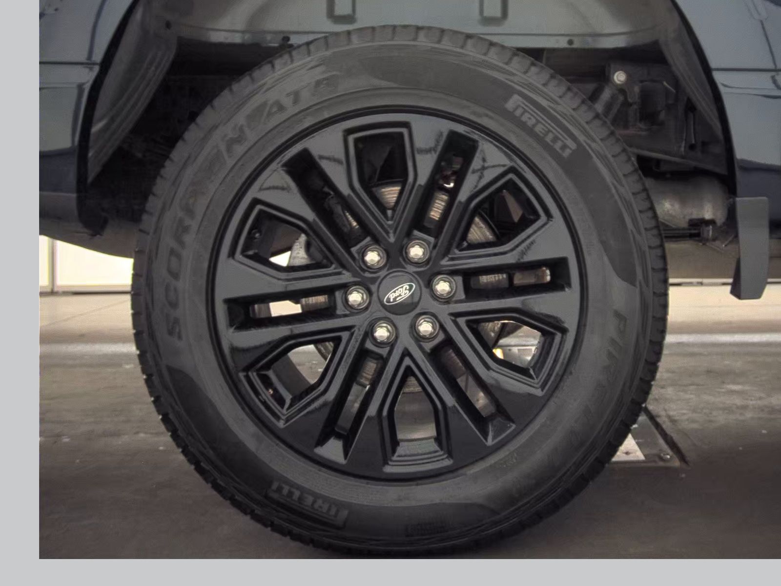 2025 Ford F-150 Hybrid XLT AWD