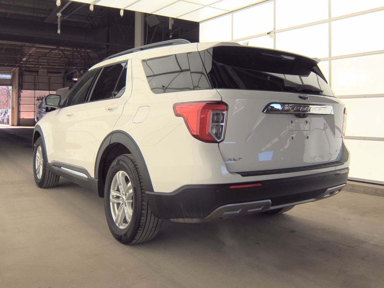 2023 Ford Explorer XLT AWD