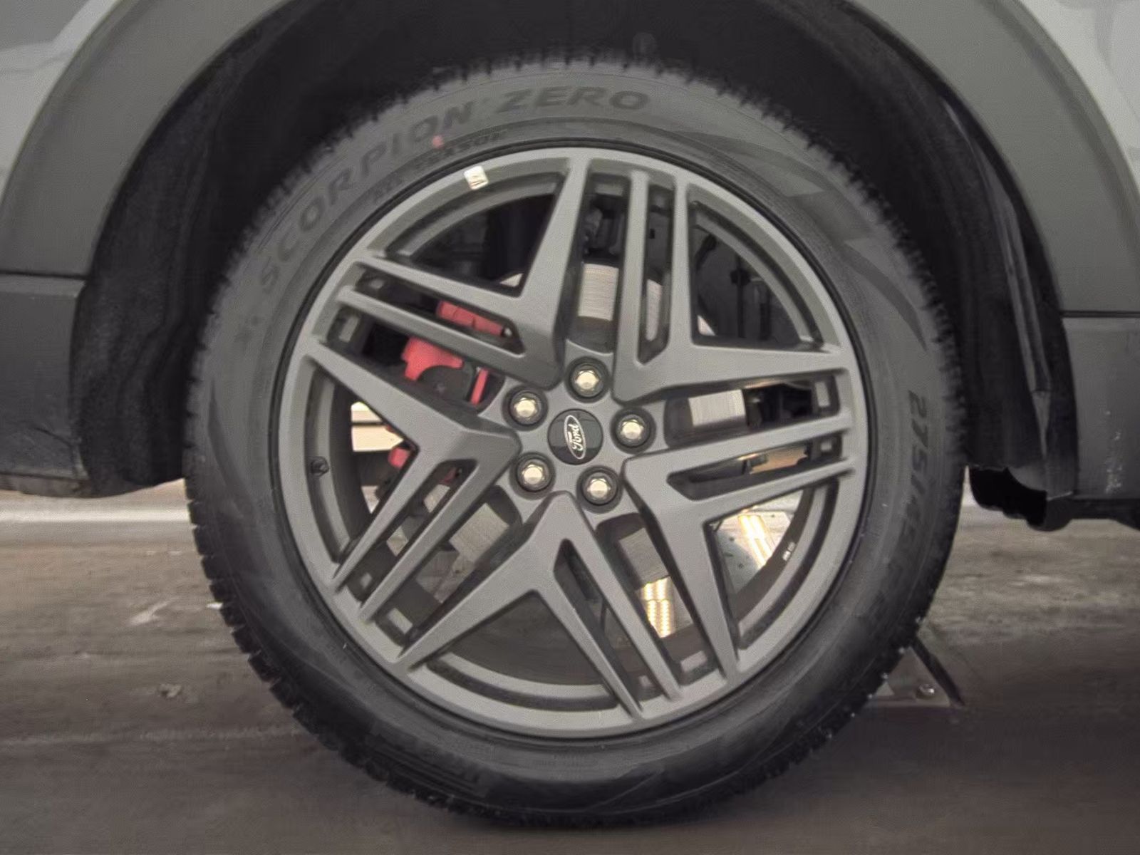 2025 Ford Explorer ST-Line AWD