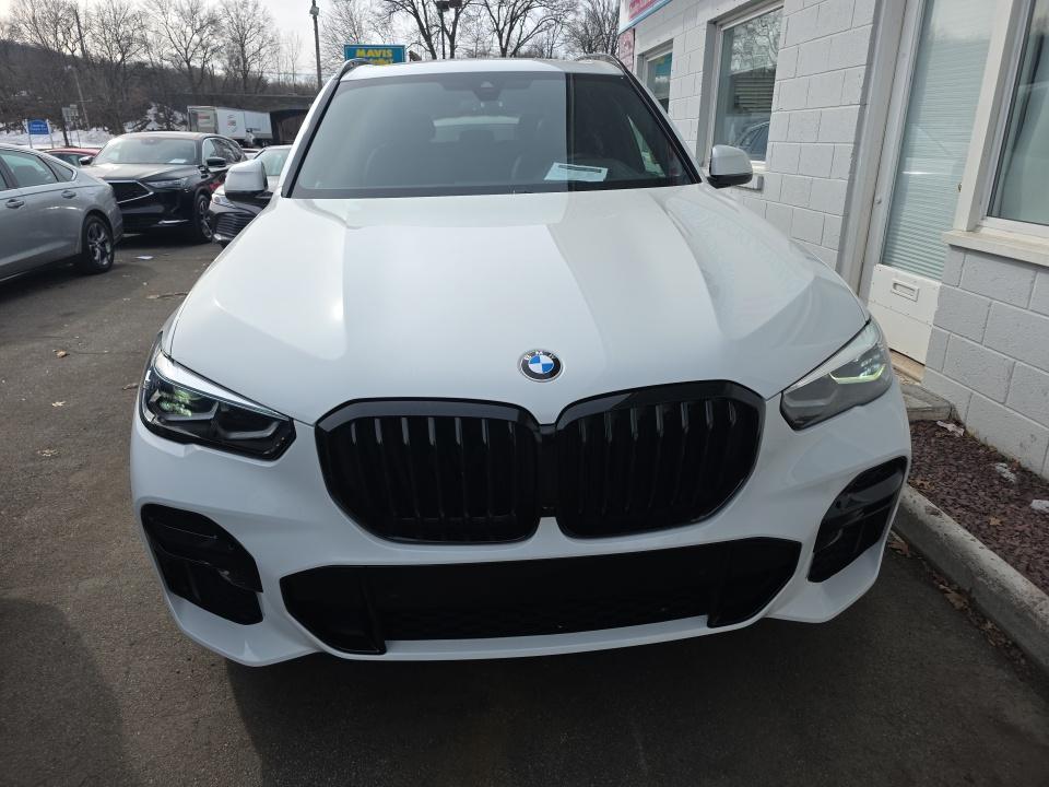 2022 BMW X5 xDrive40i AWD
