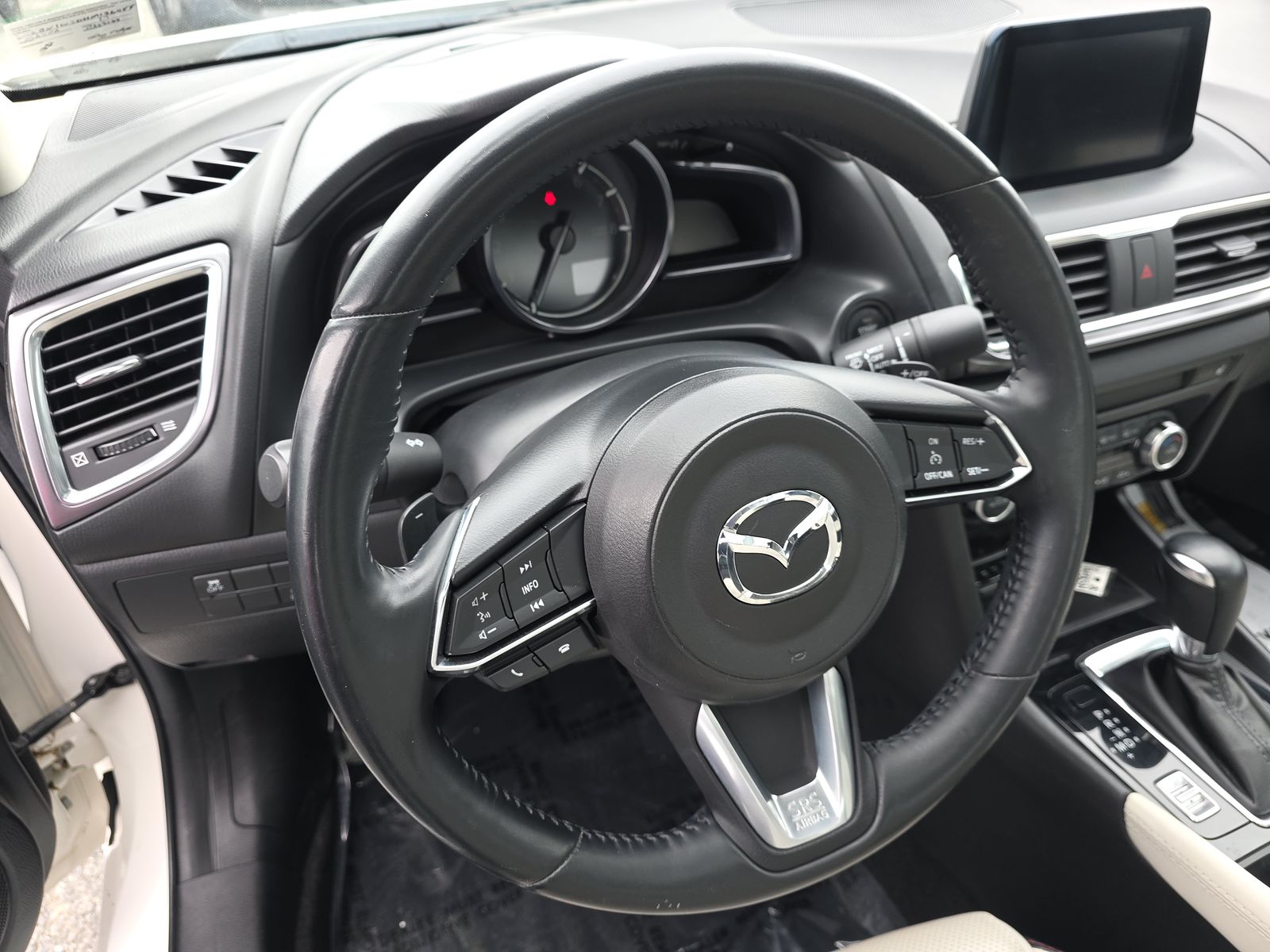 2017 MAZDA MAZDA3 Grand Touring FWD