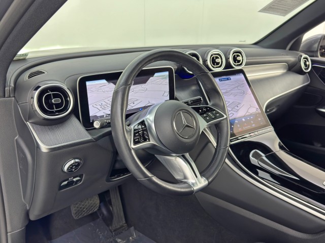 Mercedes-Benz GLC 300 4MATIC снимка Mercedes-Benz GLC 300 4MATIC