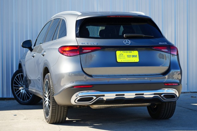 Mercedes-Benz GLC 300 4MATIC снимка Mercedes-Benz GLC 300 4MATIC