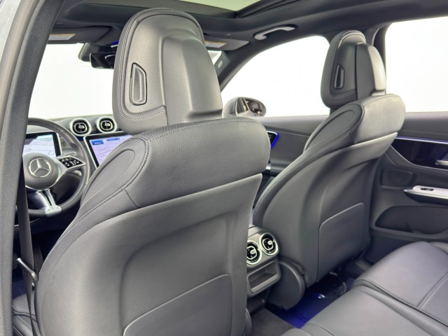 Mercedes-Benz GLC 300 4MATIC снимка Mercedes-Benz GLC 300 4MATIC