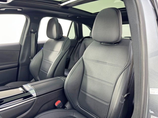 Mercedes-Benz GLC 300 4MATIC снимка Mercedes-Benz GLC 300 4MATIC