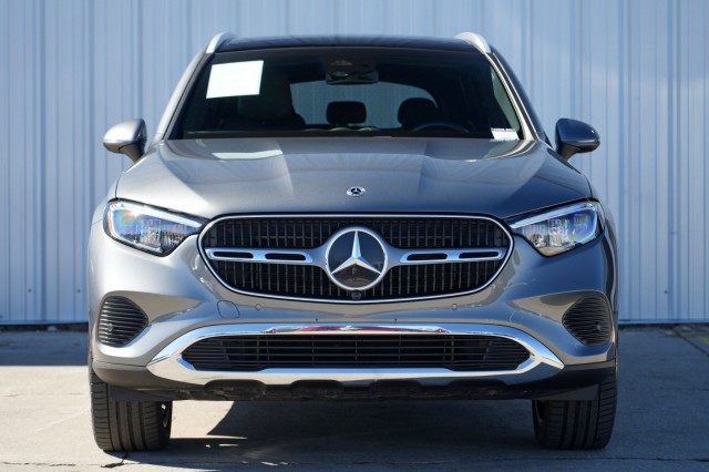 Mercedes-Benz GLC 300 4MATIC снимка Mercedes-Benz GLC 300 4MATIC