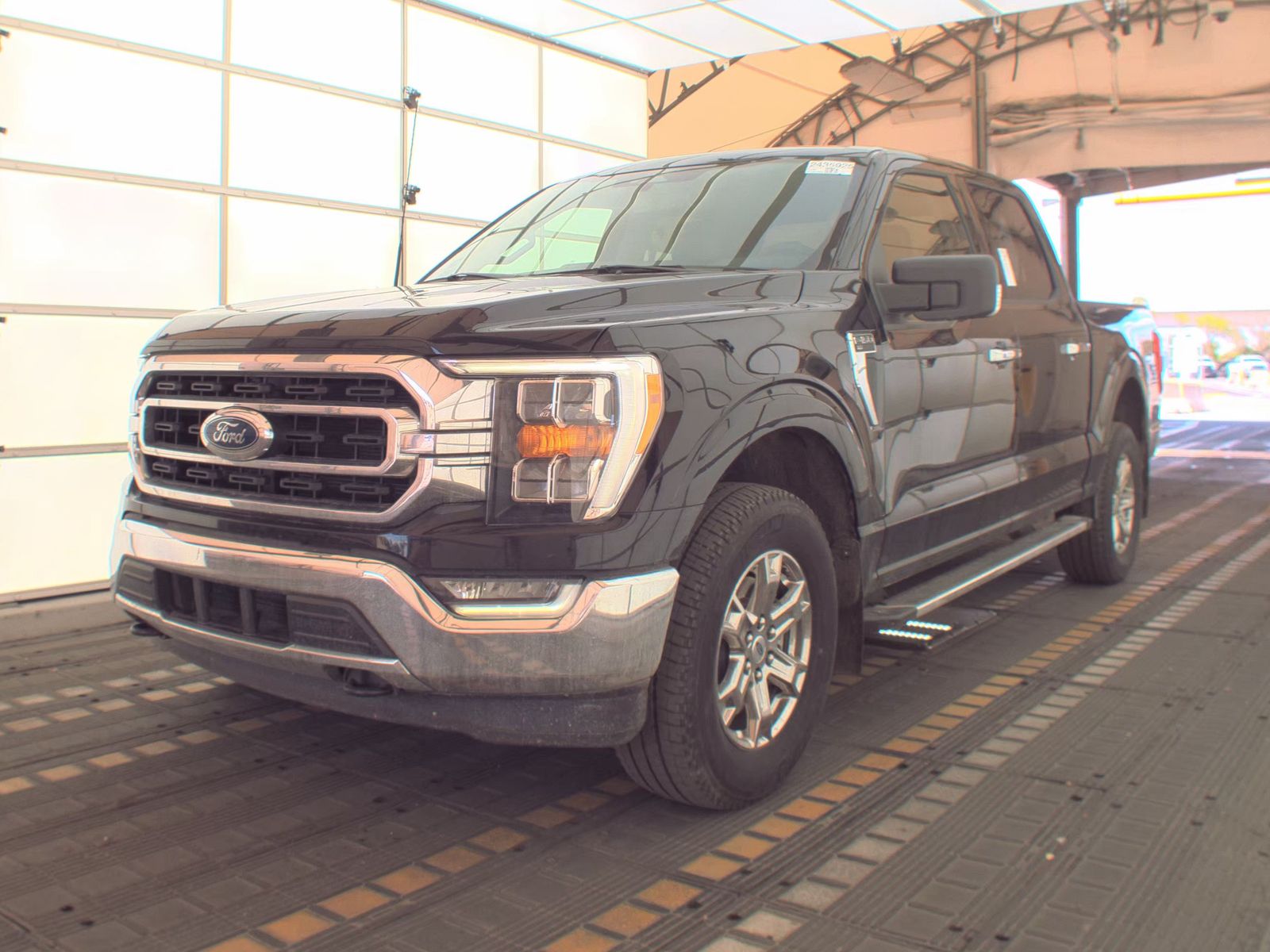 2022 Ford F-150 XLT AWD