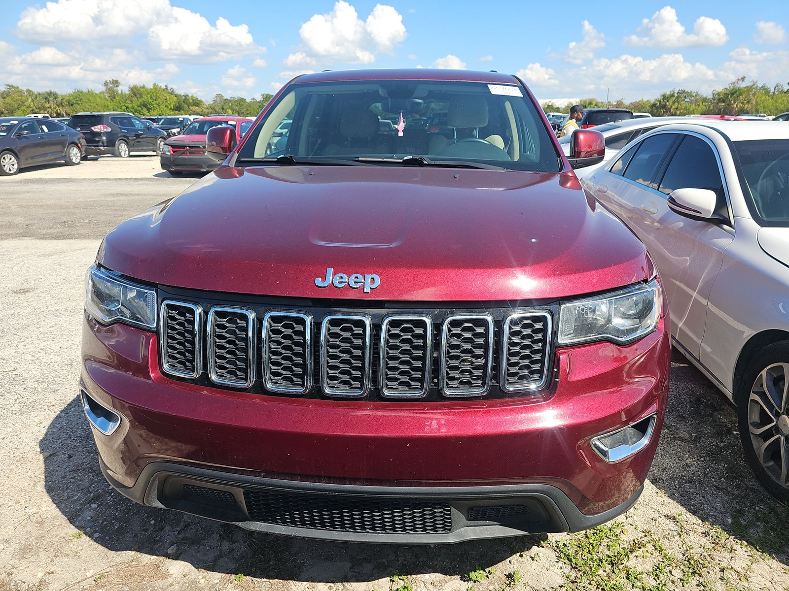 JEEP LAREDO - 3