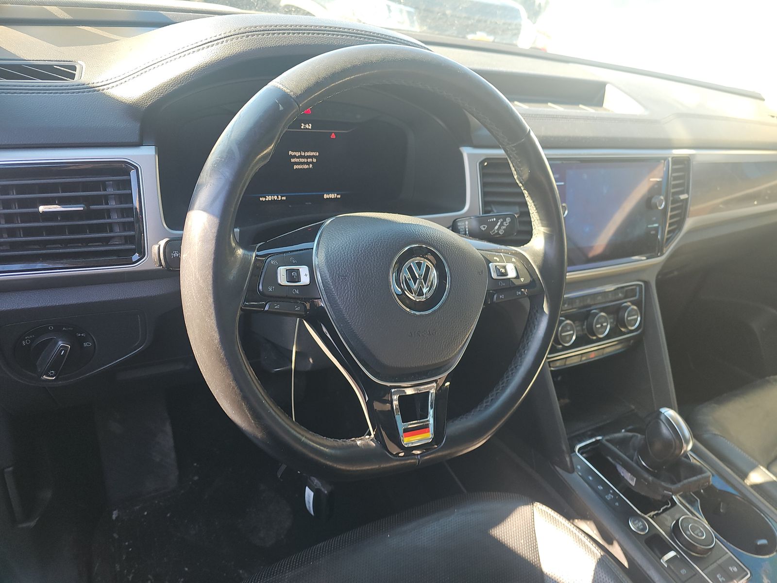 2018 Volkswagen Atlas 3.6L SEL Premium AWD