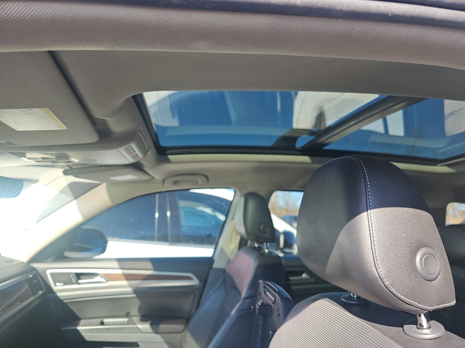 2018 Volkswagen Atlas 3.6L SEL Premium AWD