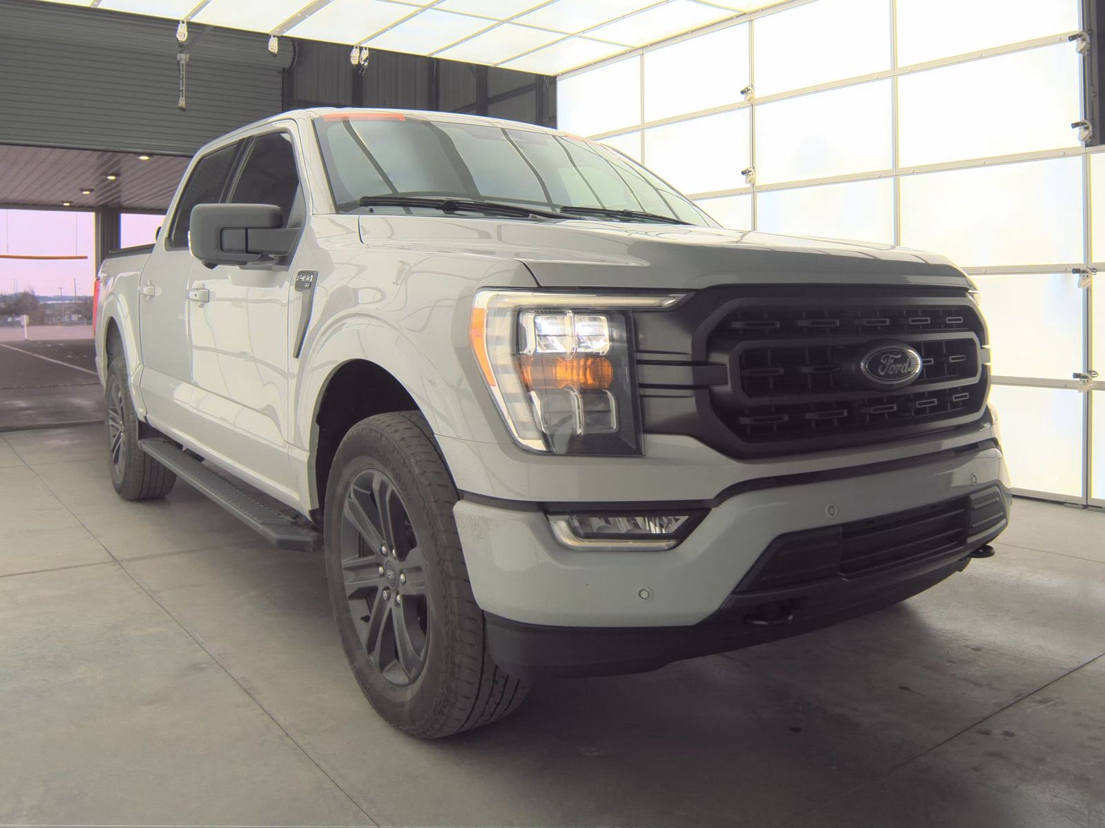 2023 Ford F-150 XLT AWD