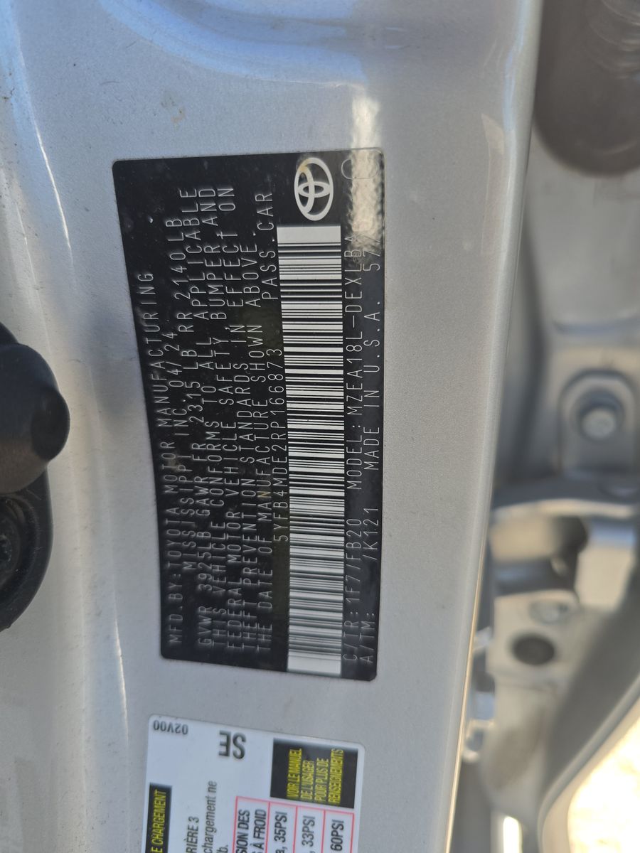 2024 Toyota Corolla LE FWD