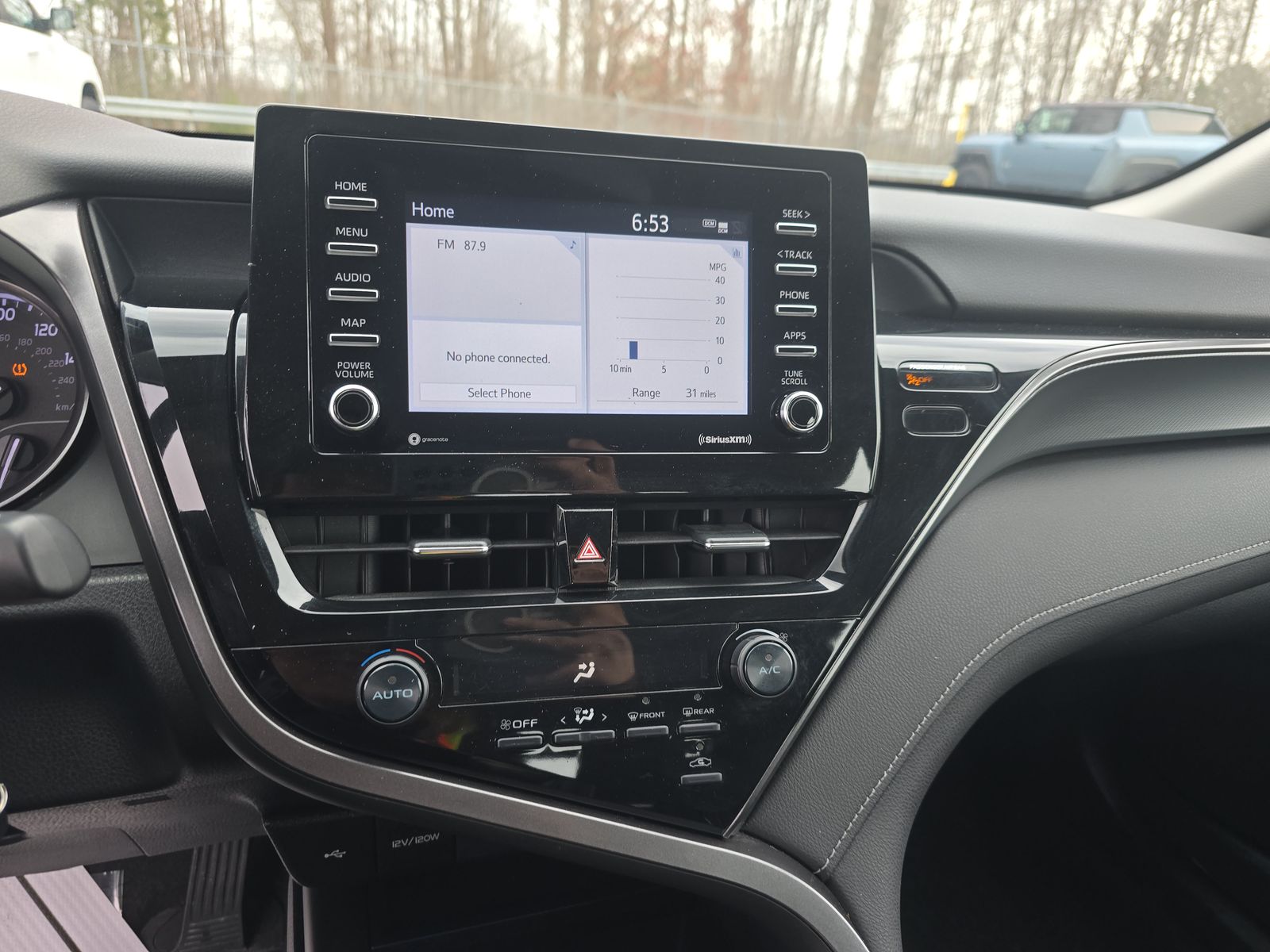 2021 Toyota Camry SE FWD