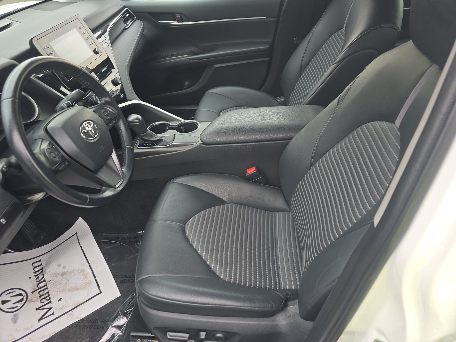 2021 Toyota Camry SE FWD