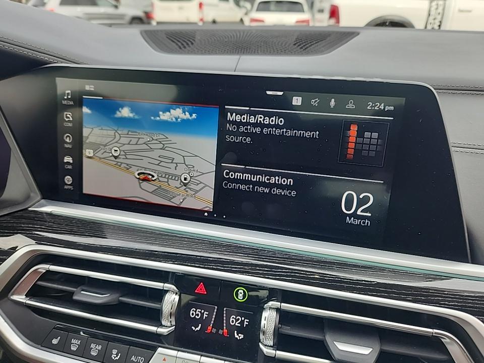 2022 BMW X7 M50i AWD