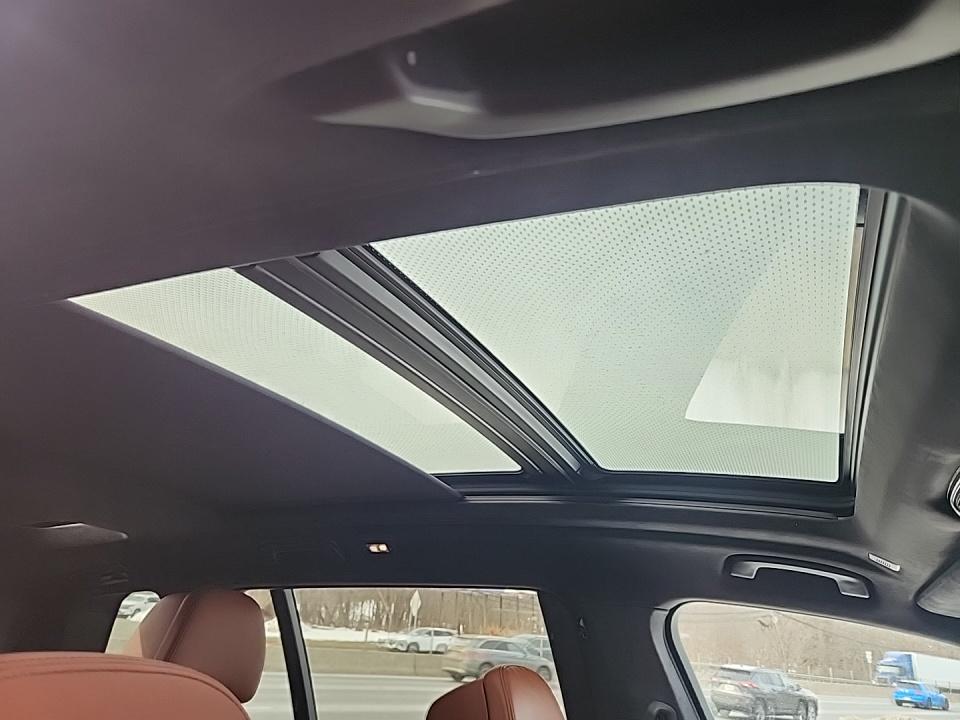 2022 BMW X7 M50i AWD