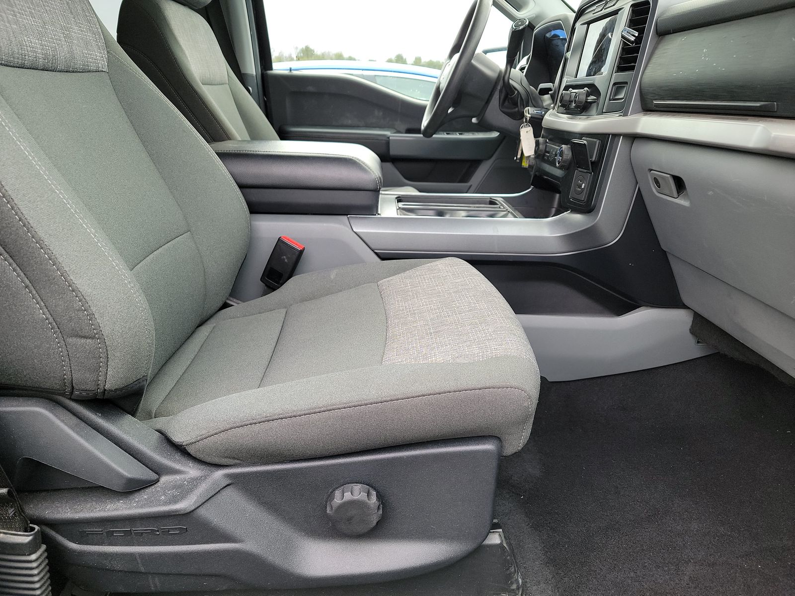 2023 Ford F-150 XLT AWD