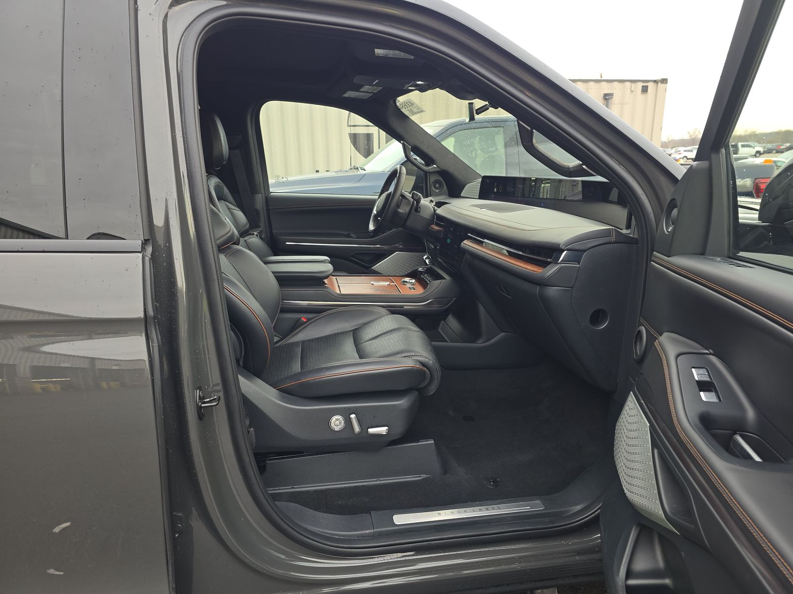 2025 Lincoln Navigator Black Label AWD