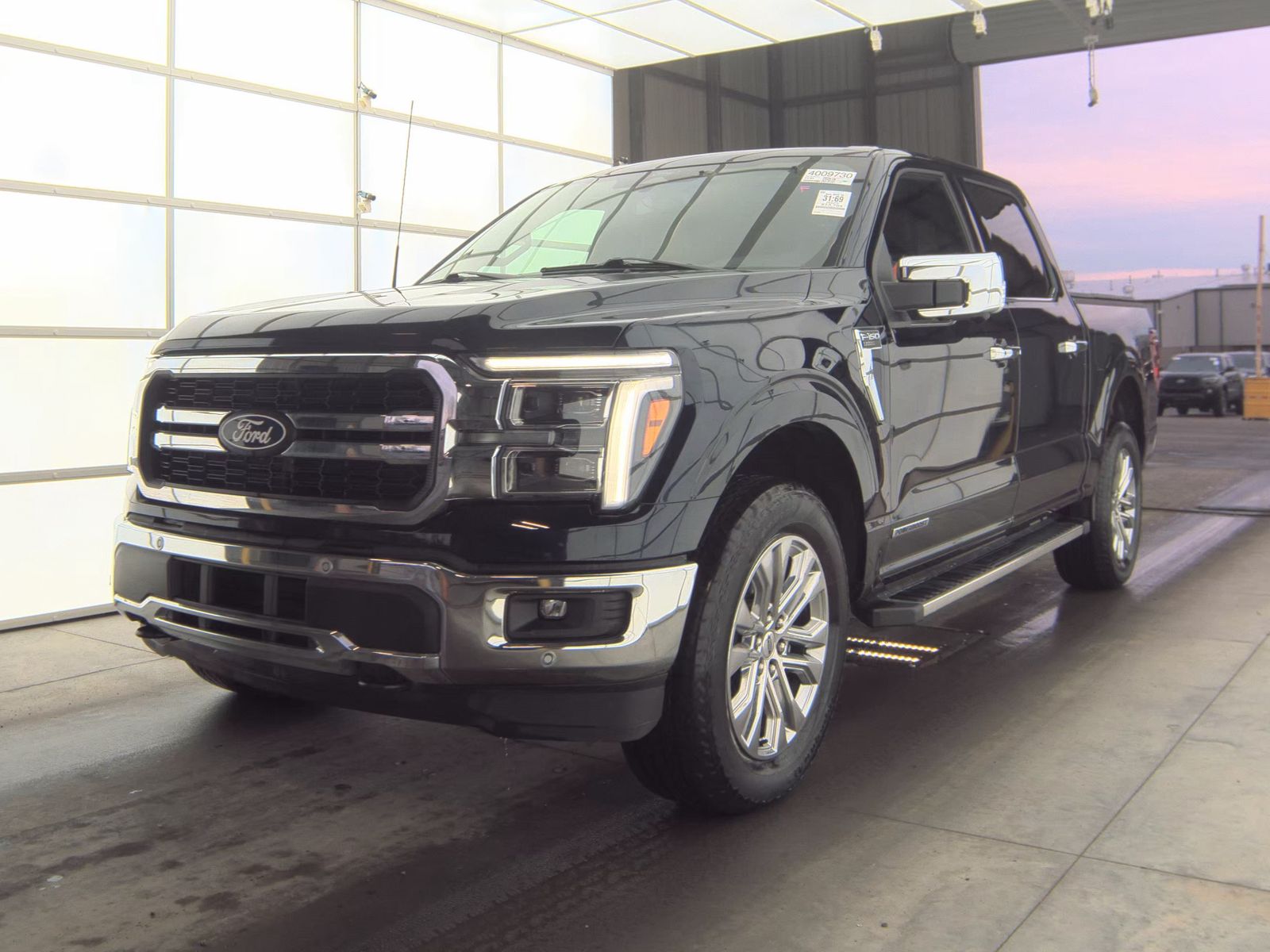 2025 Ford F-150 Hybrid Lariat AWD