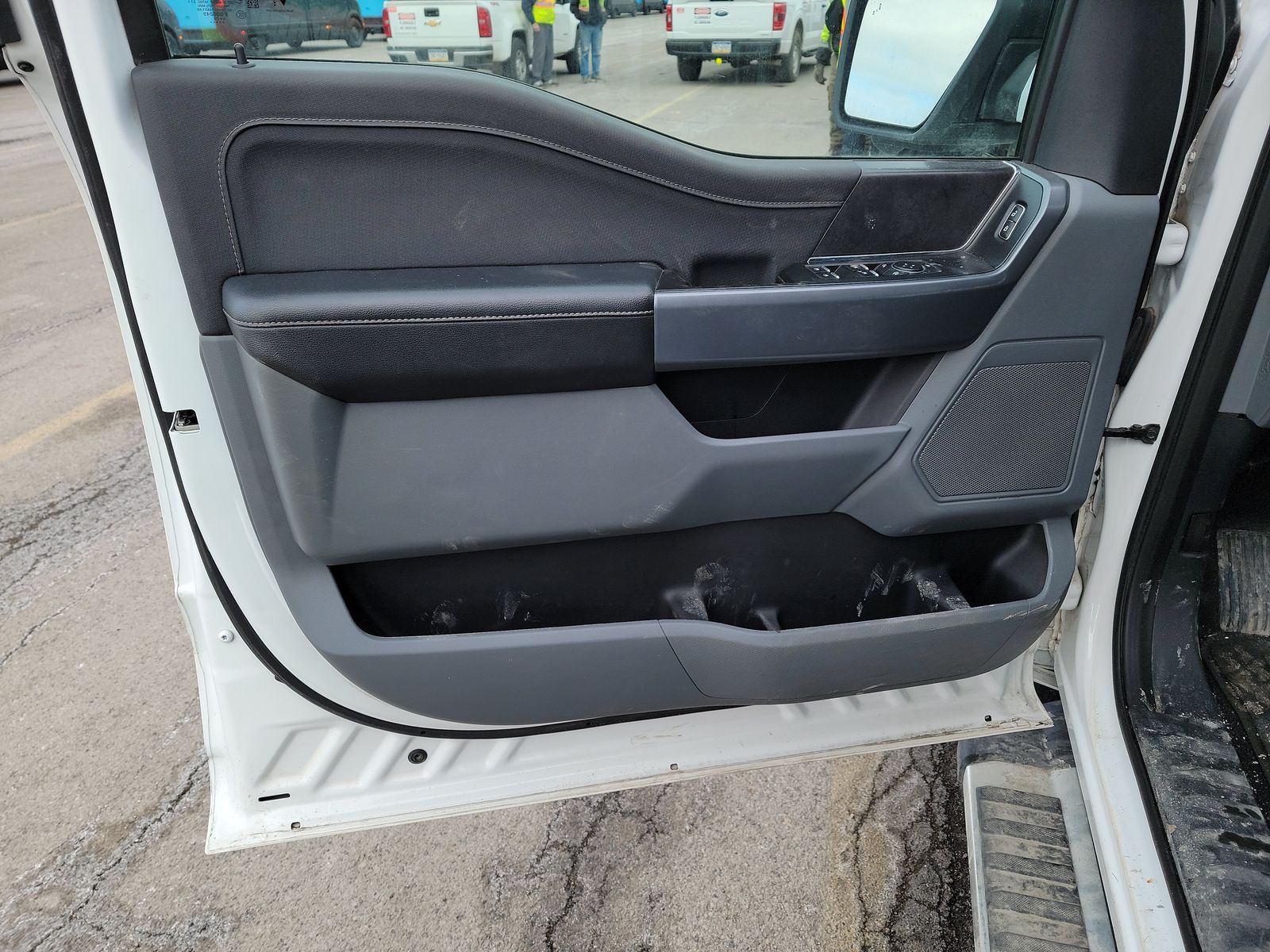 2024 Ford F-150 XLT AWD