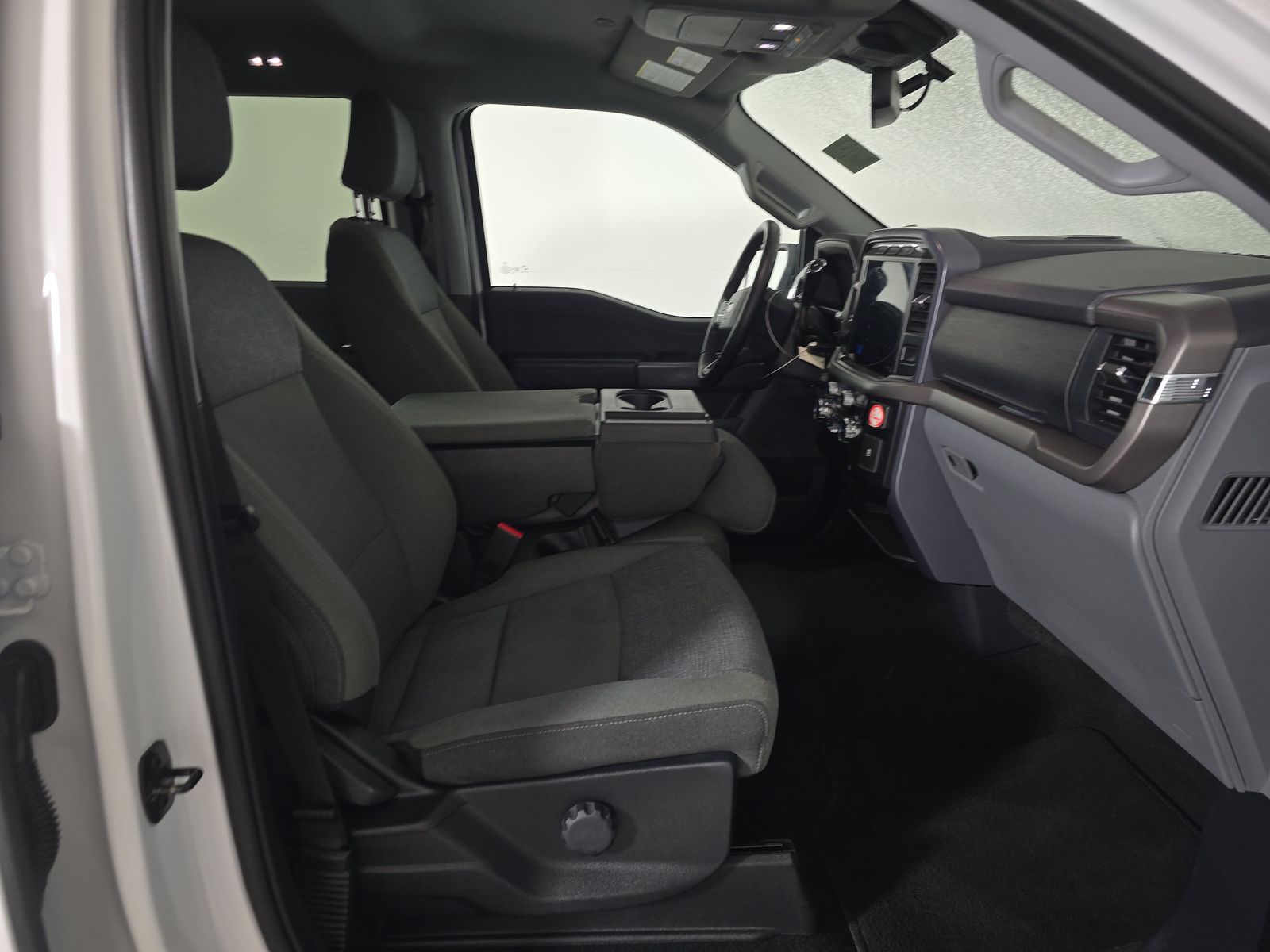 2024 Ford F-150 XLT AWD