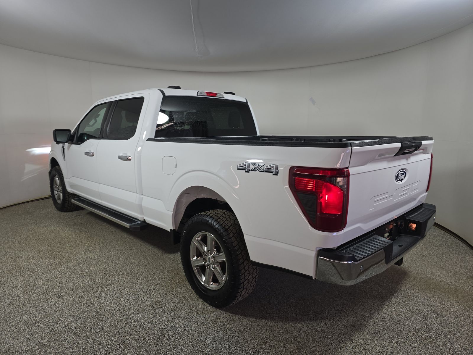 2024 Ford F-150 XLT AWD