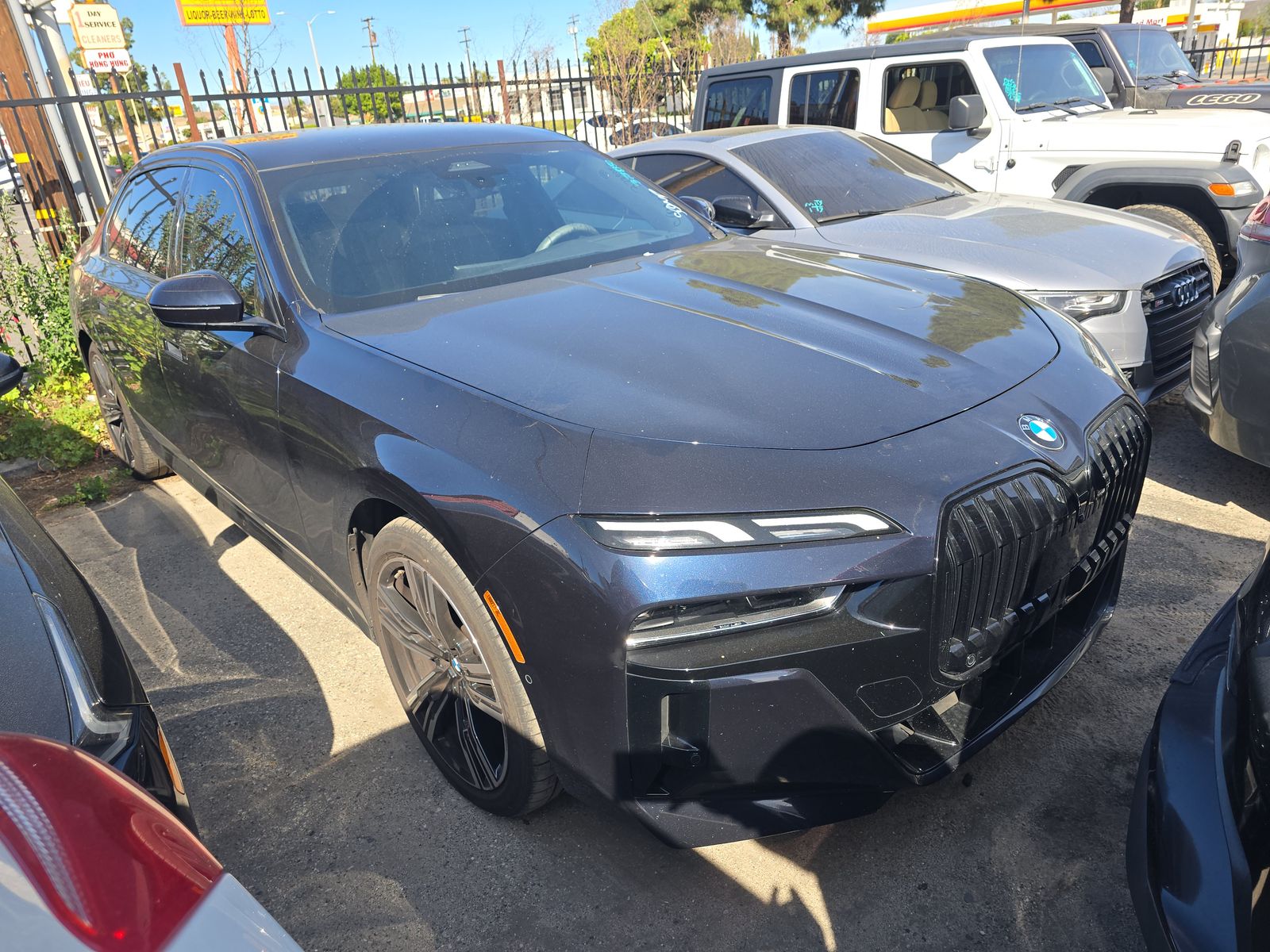 2024 BMW 7 Series 740i RWD