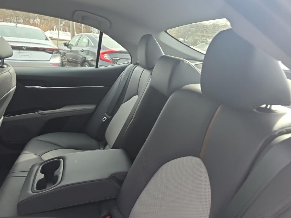 2020 Toyota Camry XLE FWD