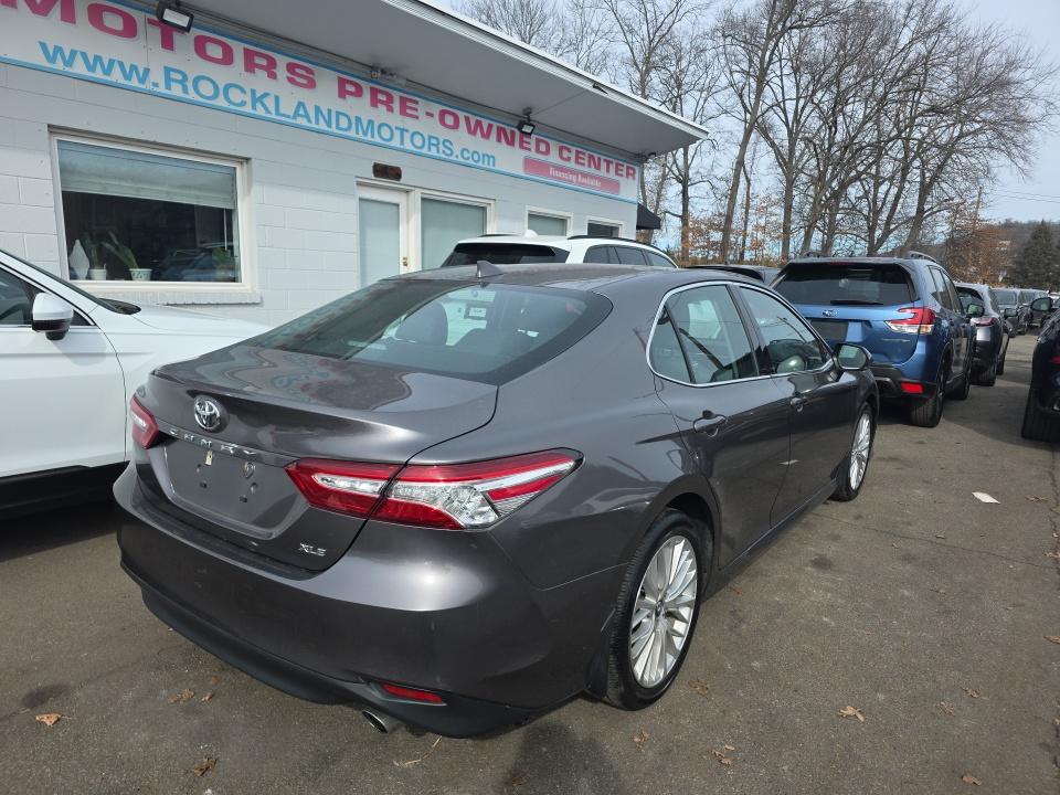 2020 Toyota Camry XLE FWD