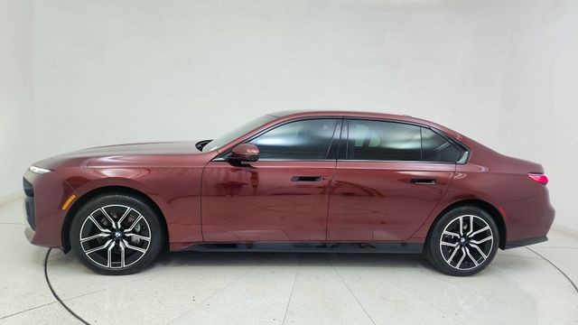 2025 BMW 7 Series 740i RWD