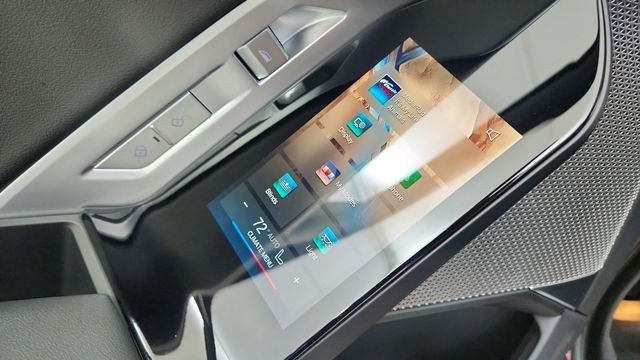 2025 BMW 7 Series 740i RWD