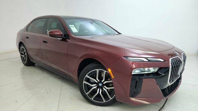 2025 BMW 7 Series 740i RWD