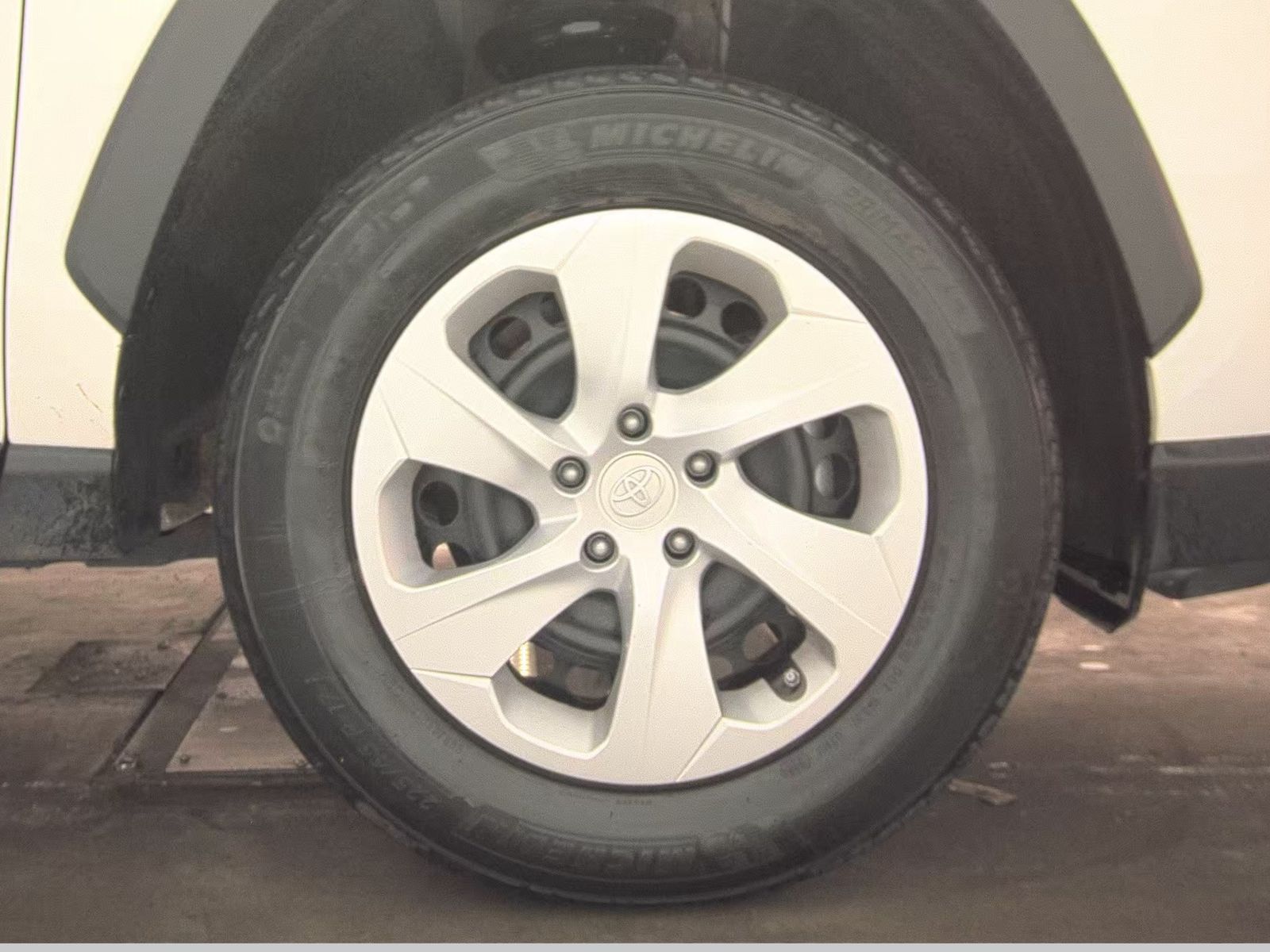 2024 Toyota RAV4 LE AWD