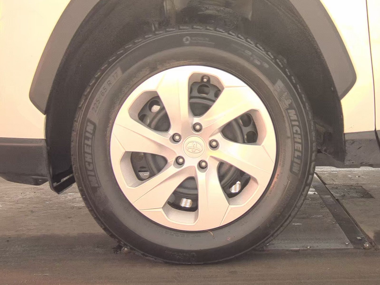 2024 Toyota RAV4 LE AWD