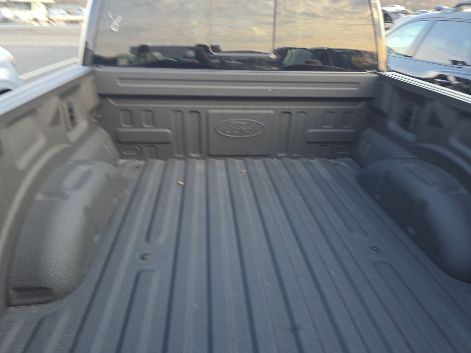 2025 Ford F-150 Hybrid Lariat AWD