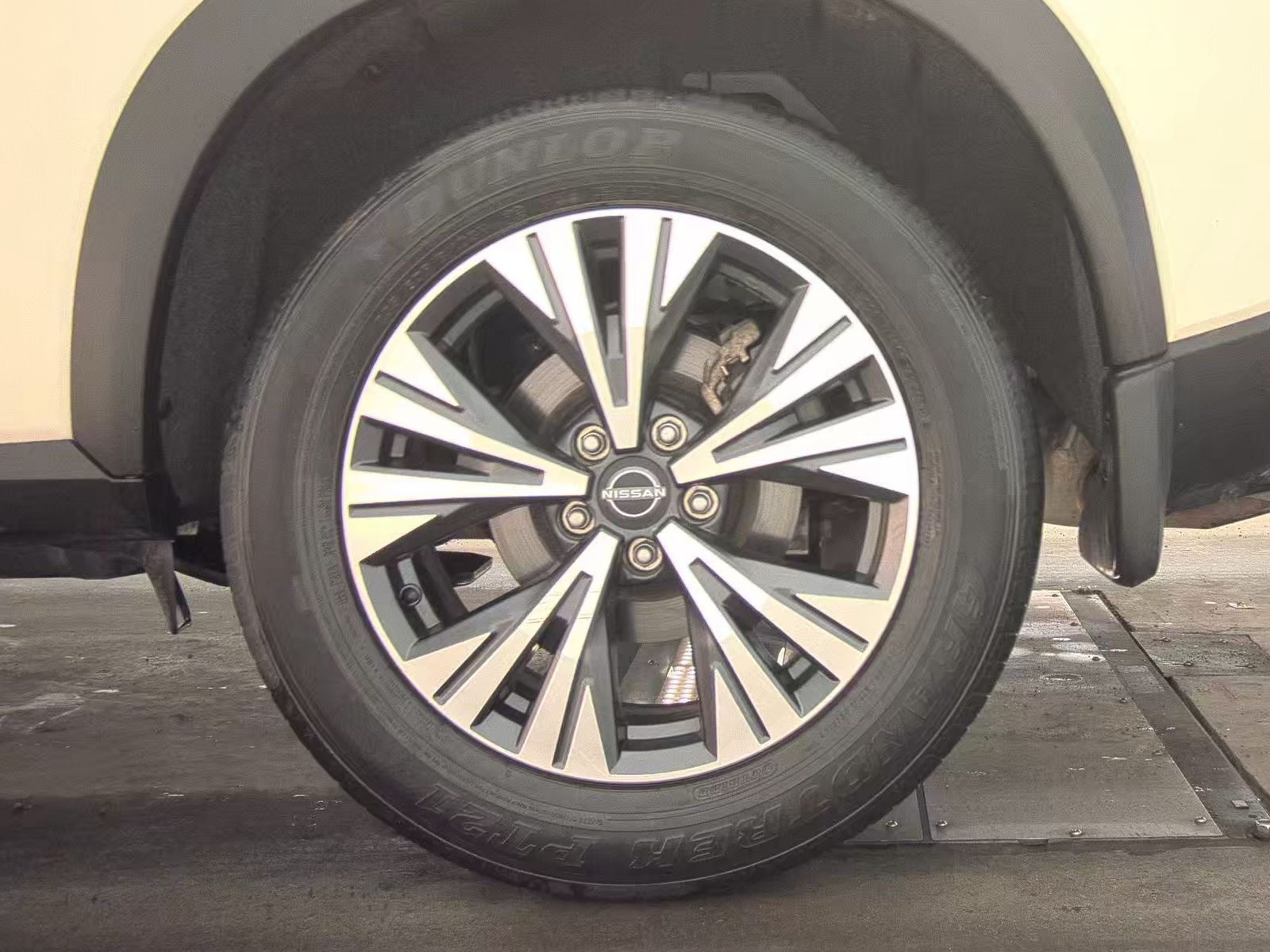 2023 Nissan Rogue SV FWD