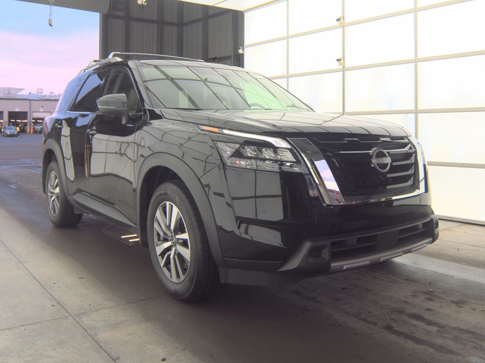 2025 Nissan Pathfinder SL AWD