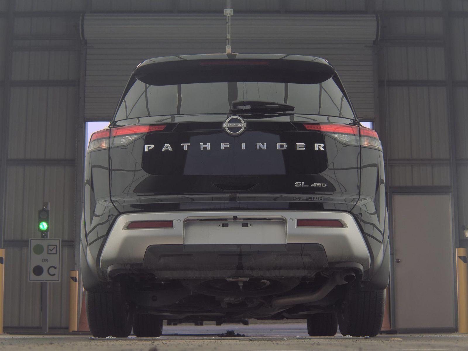 2025 Nissan Pathfinder SL AWD