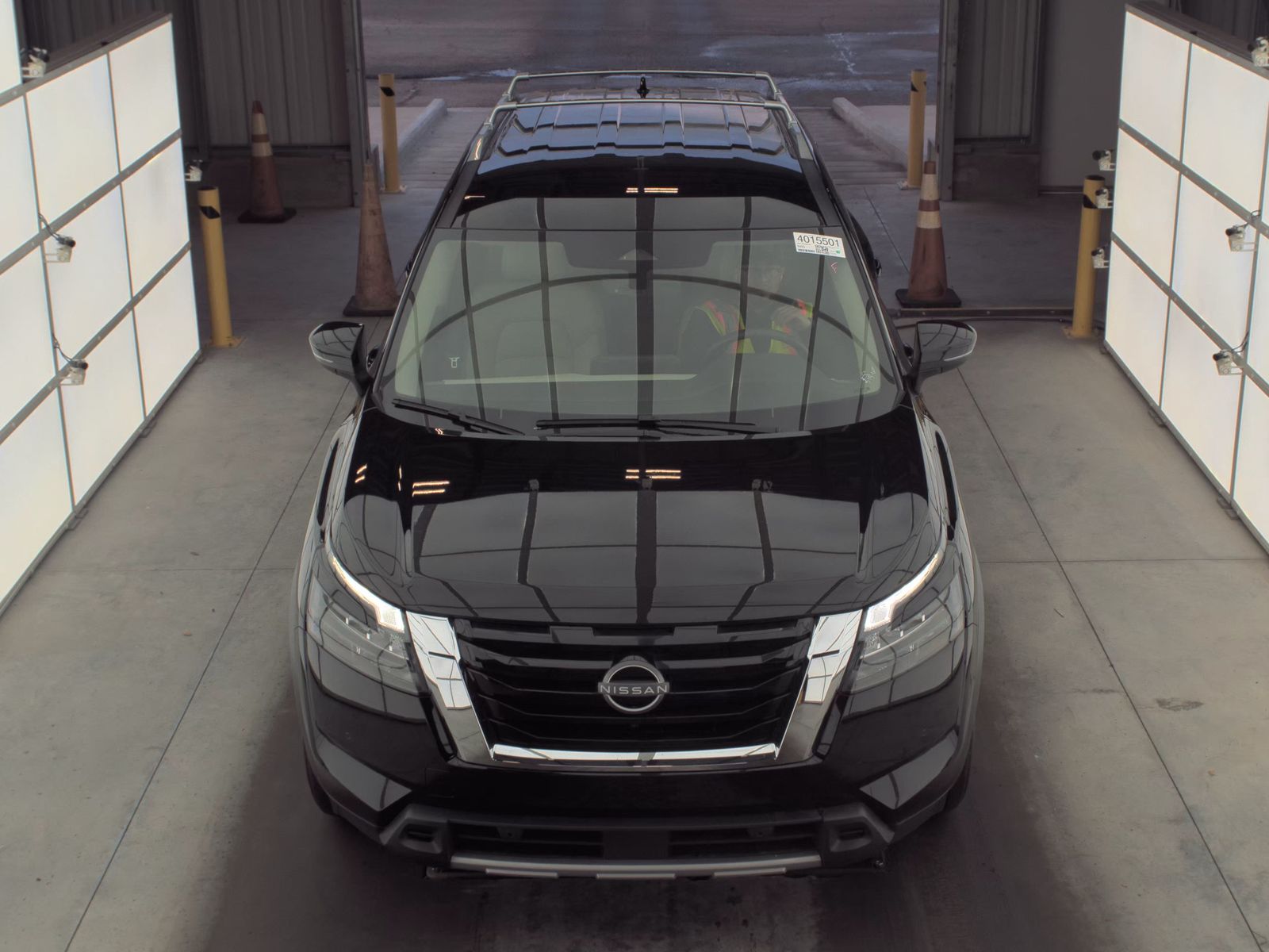 2025 Nissan Pathfinder SL AWD