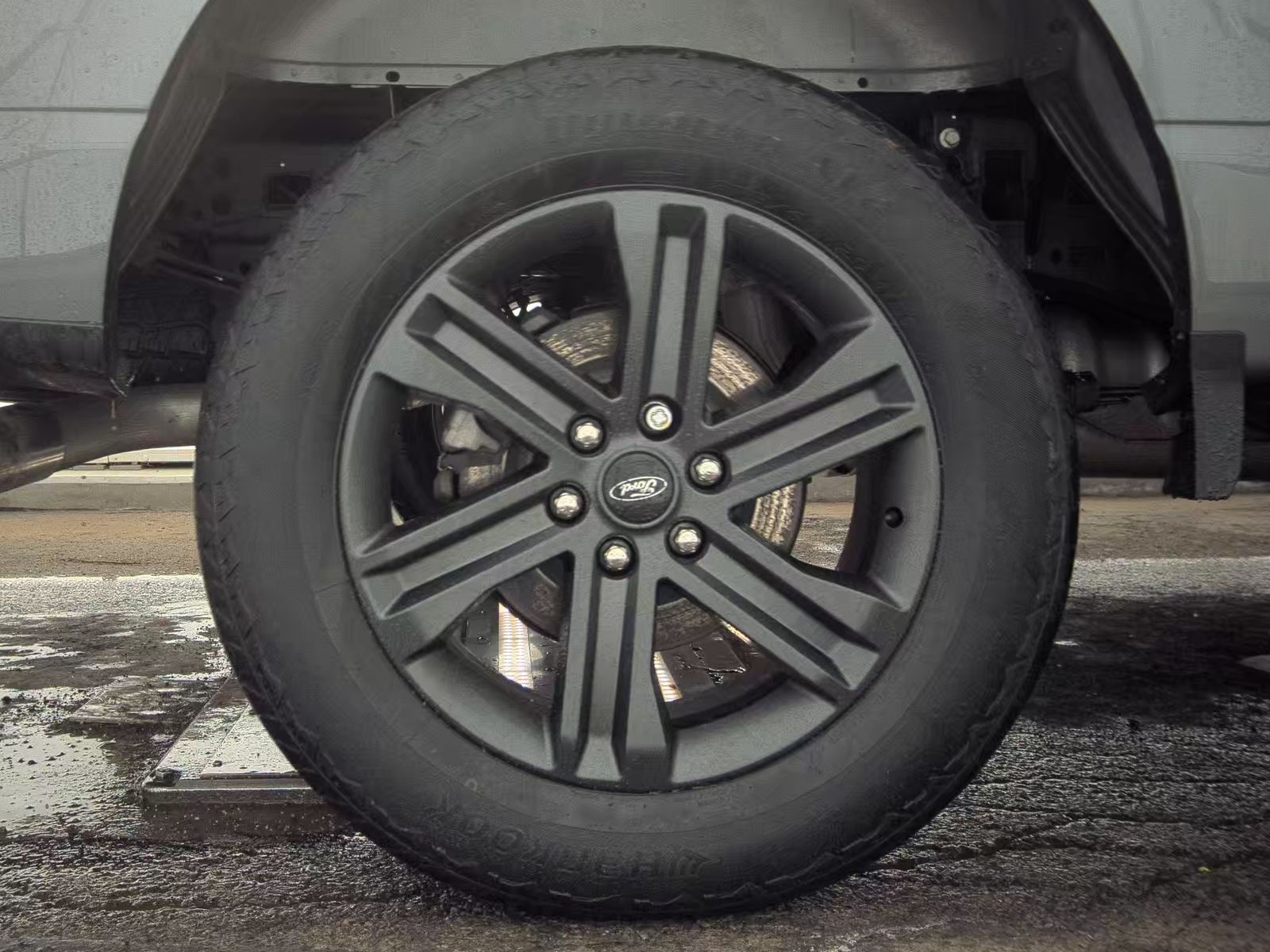 2023 Ford F-150 Hybrid Lariat AWD