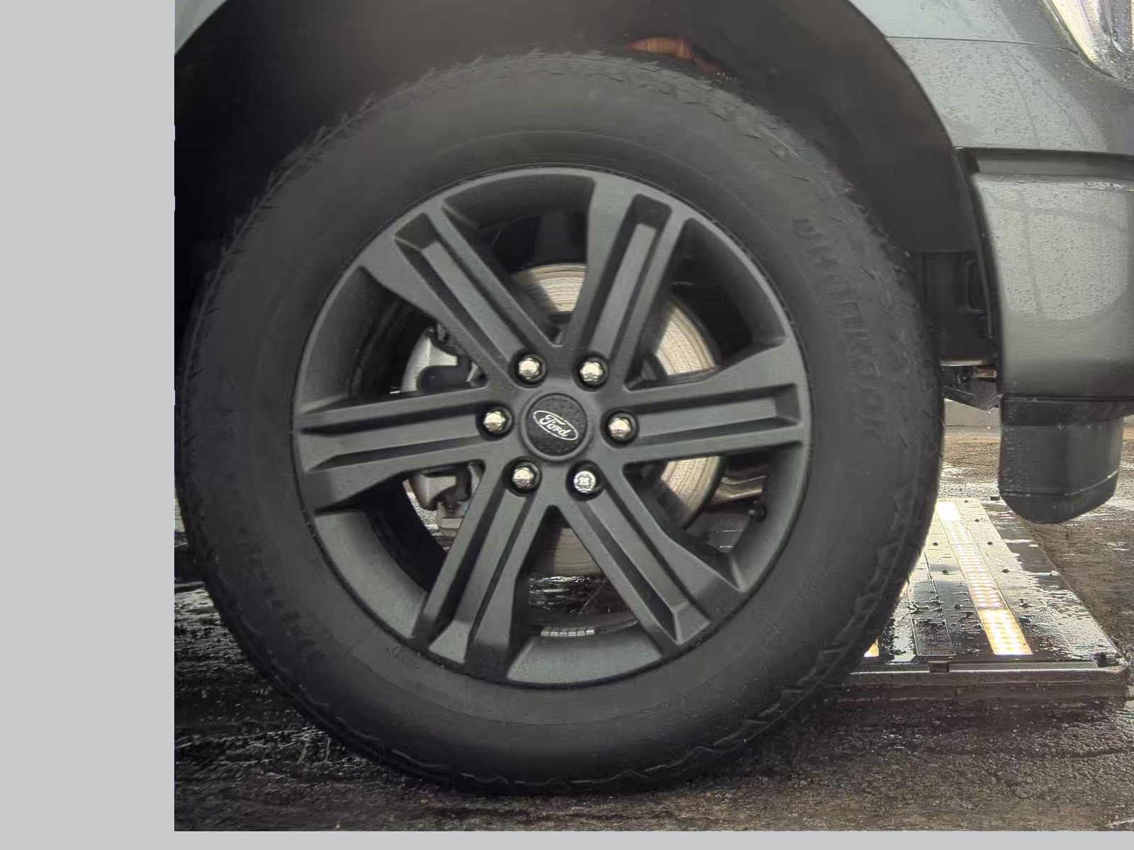 2023 Ford F-150 Hybrid Lariat AWD