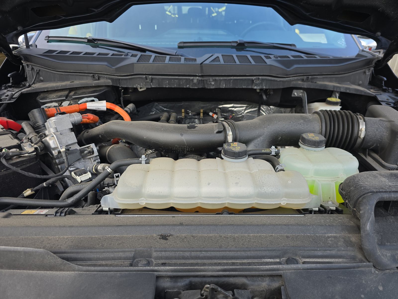 2024 Ford F-150 Hybrid XLT AWD