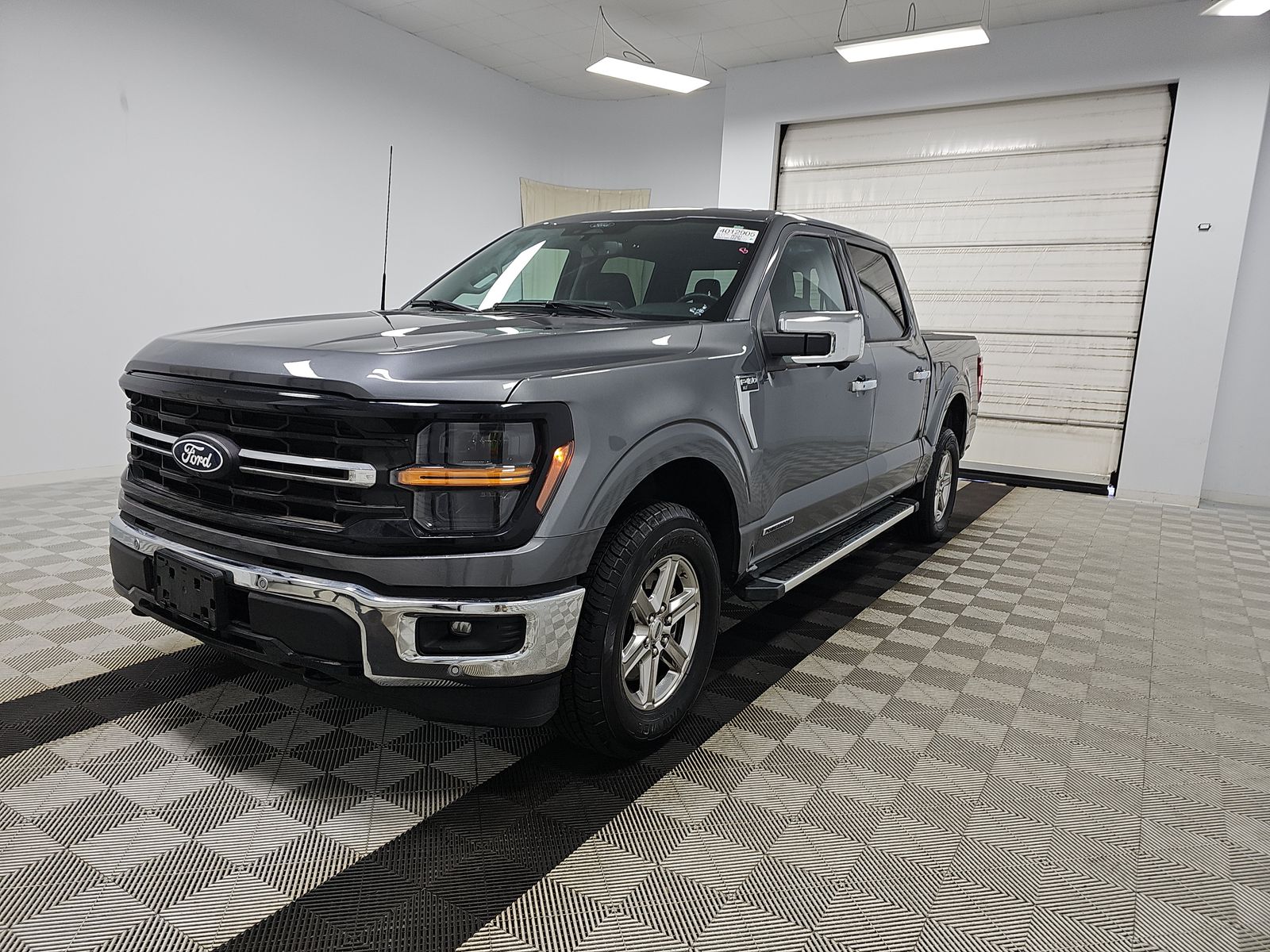 2024 Ford F-150 Hybrid XLT AWD